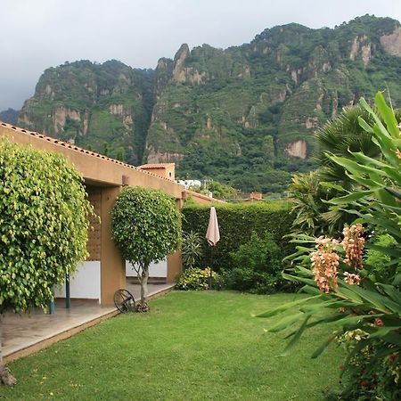 Madre Tierra B&B เตโปซตลัน ภายนอก รูปภาพ